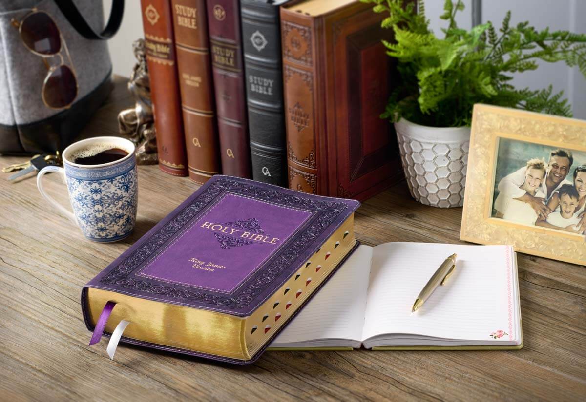 Family Study Bible