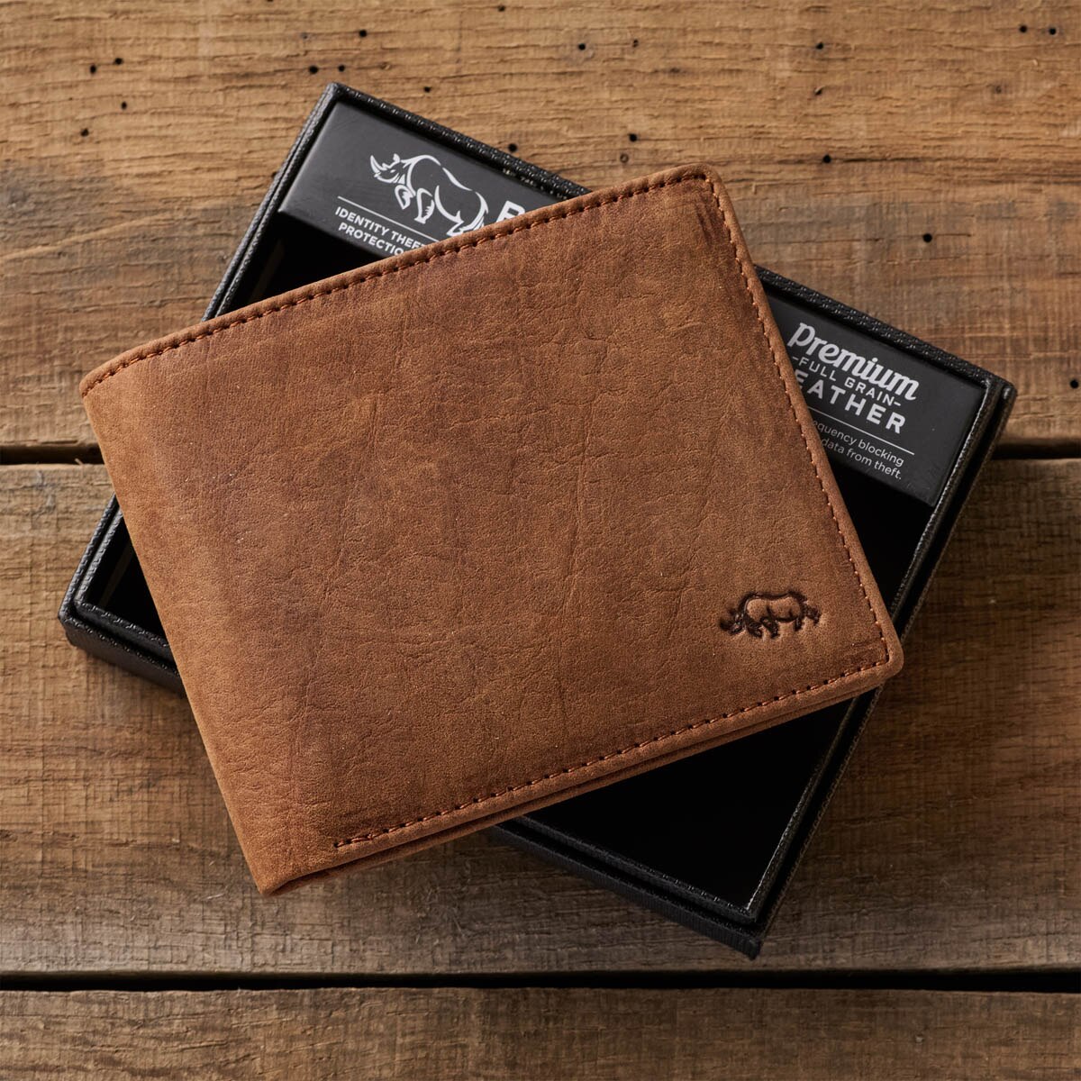 ★Fennec★ RIVET WALLET BROWN RIVET WALLET - BLACK - Fennec